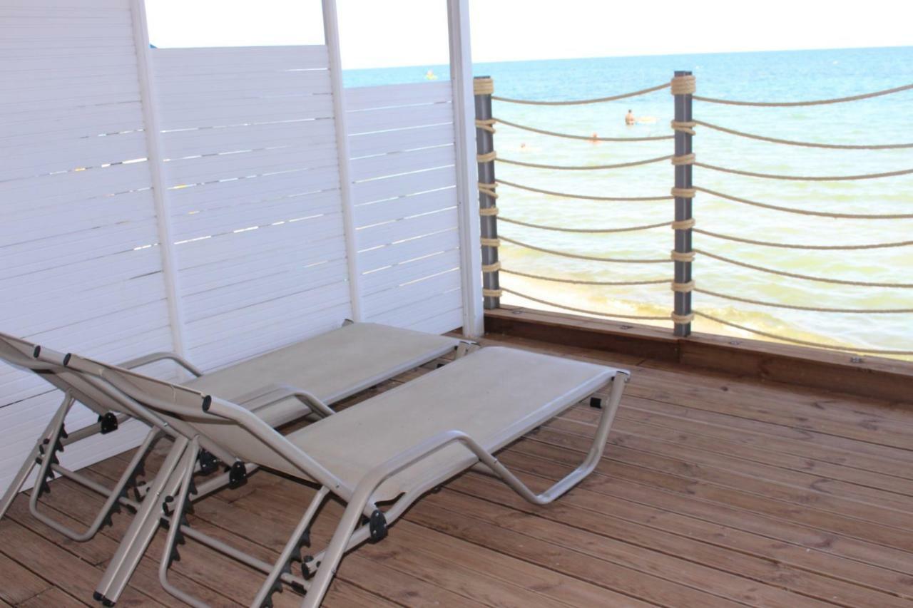 Paralia Beach Boutique Hotel Bagian luar foto